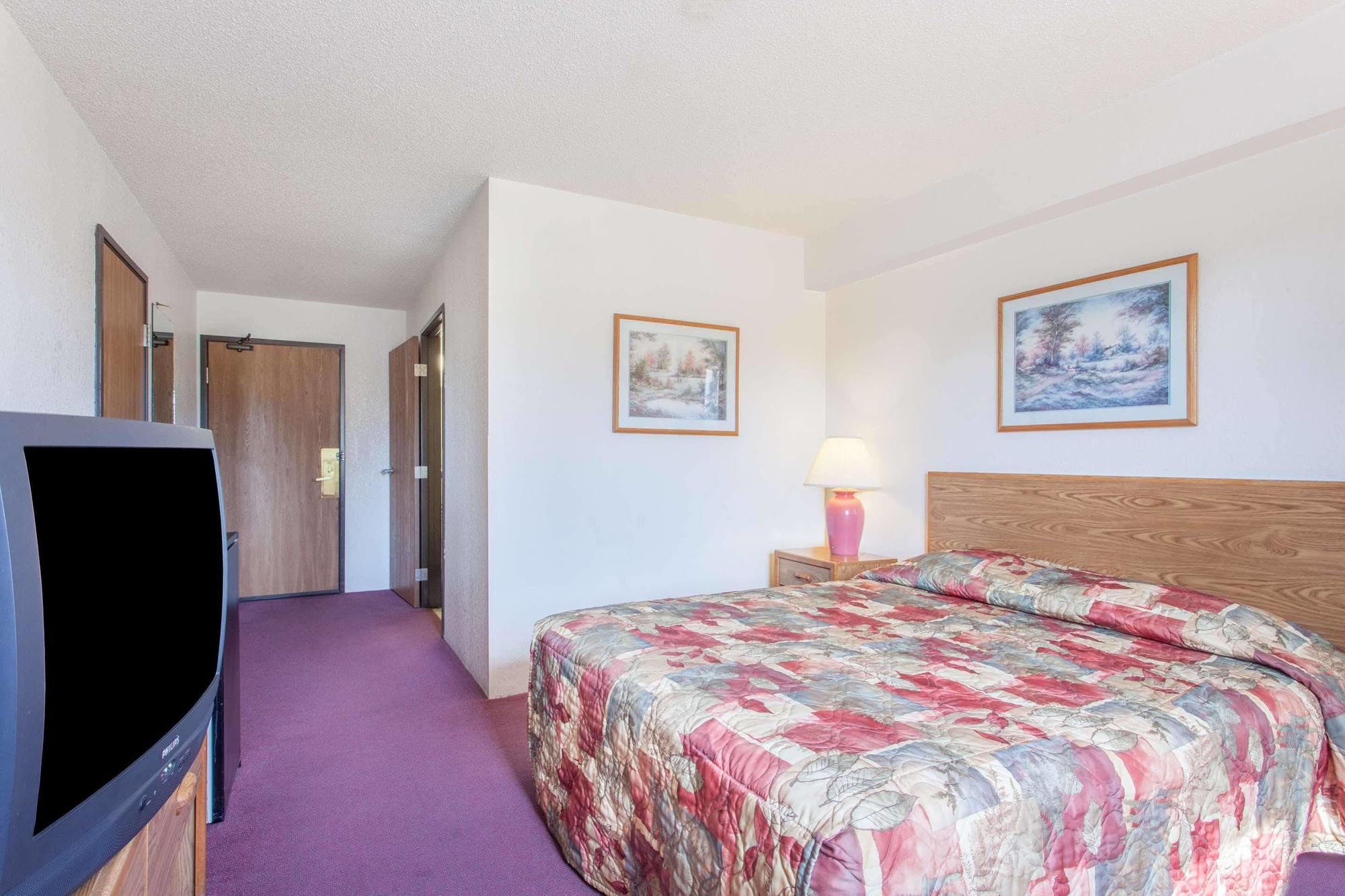 Super 8 By Wyndham Saanichton Victoria Airport Hotell Exteriör bild