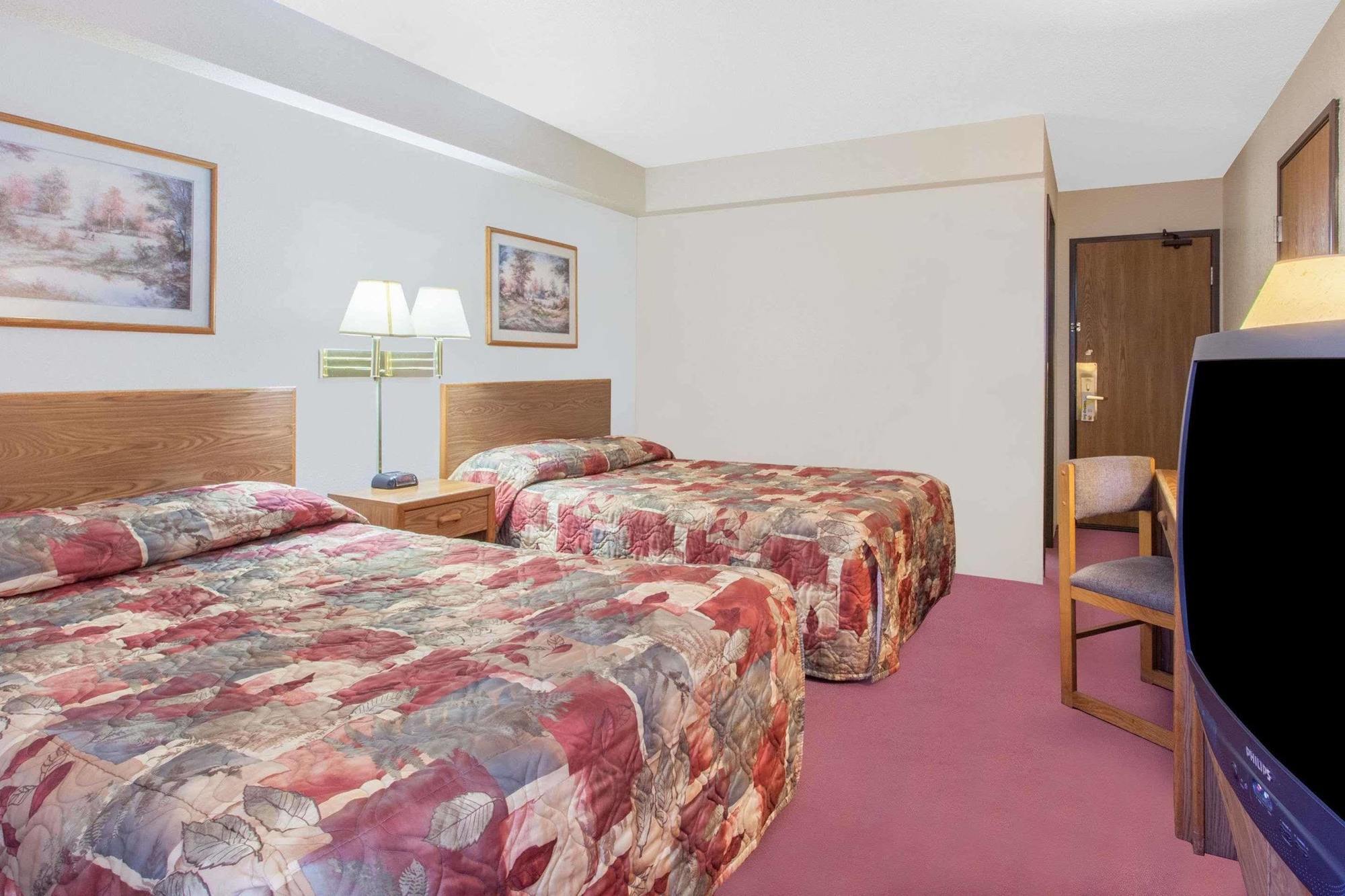 Super 8 By Wyndham Saanichton Victoria Airport Hotell Exteriör bild